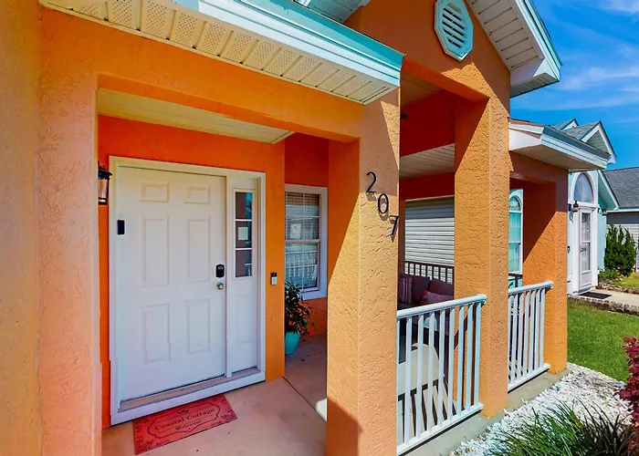 Palm Cove Coastal Cottage